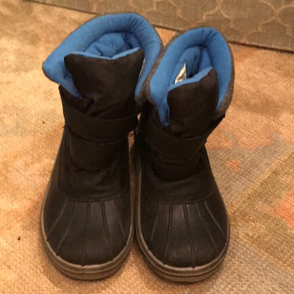 Boys snow boots
